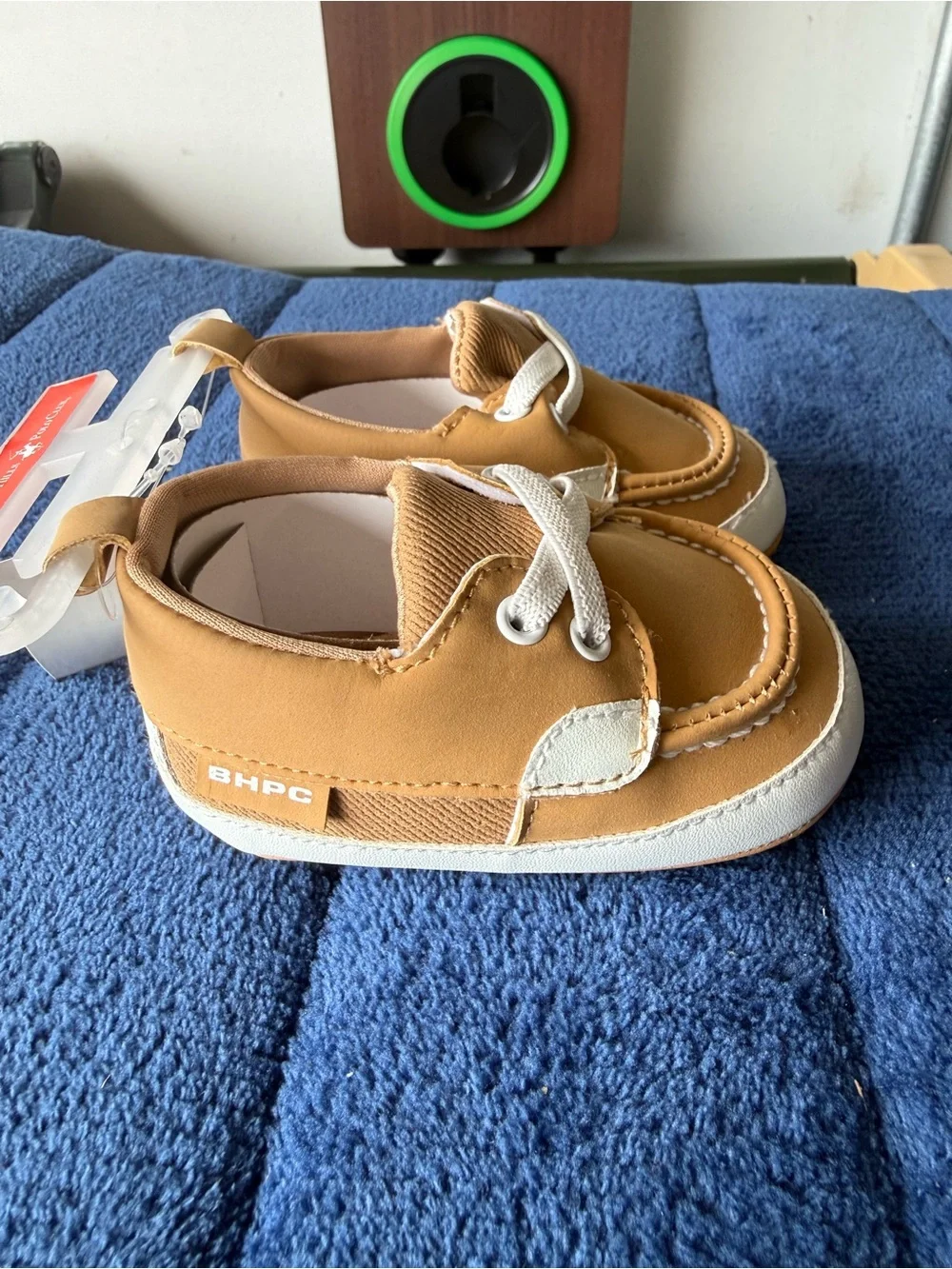 Beverly Hills Polo Club Baby Tan & White Moccasin Boat Shoes Sz 3 Crib Walker